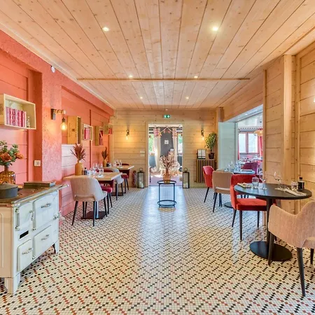 Restaurant Le Bois Joli Et Bernex