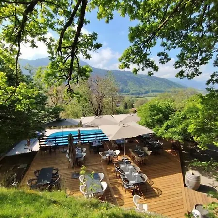 Restaurant Le Bois Joli Et Hotel 3*