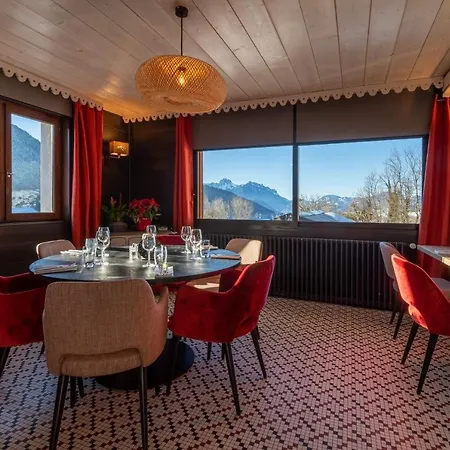 Restaurant Le Bois Joli Et ホテル ベルネ