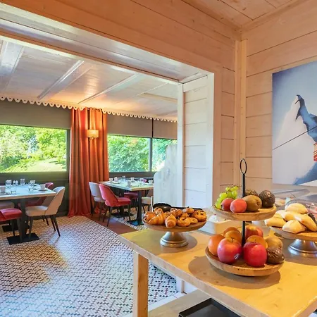 Restaurant Le Bois Joli Et ホテル 3*